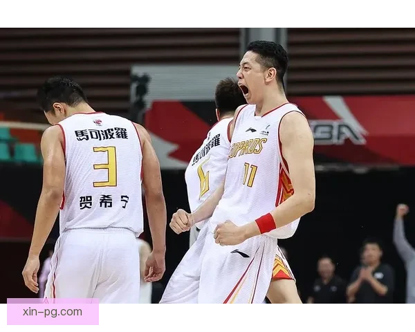 奇塔迪尼租借加盟海港成为中场核心拼图助力球队提升实力